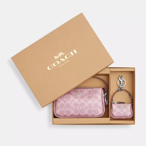 🌸🌸 Coach Boxed Nolita 19 And Nolita Bag Charm Set In Signature Canvas - Picture 2 of 14